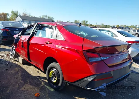 2025 Hyundai Elantra Sel Sport z USA, uszkodzony, nr VIN KMHLM4DG7SU880119